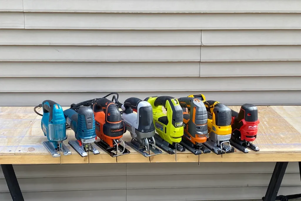 Jigsaws with different body and handle designs